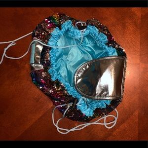Cinch sequin bag